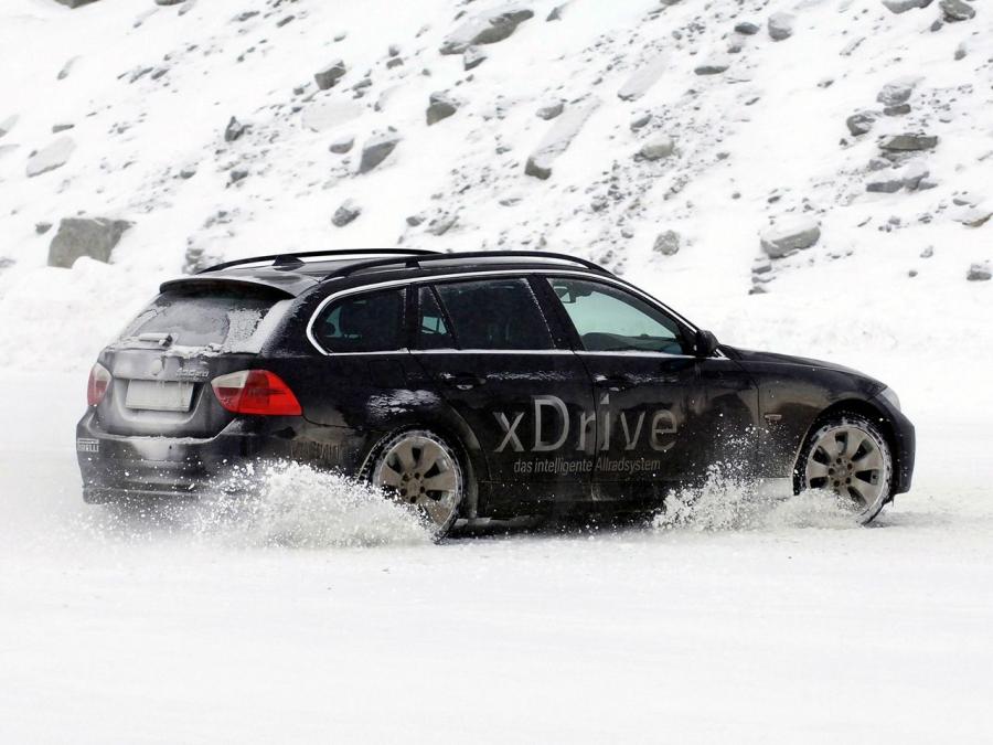  BMW 330xd Touring 2006 года  (фото 9 из 16)